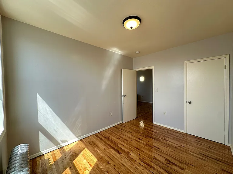 6604 Broadway #4IE — Photo 9