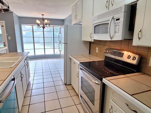 2nd image of 1801 Sagebrush Trl
