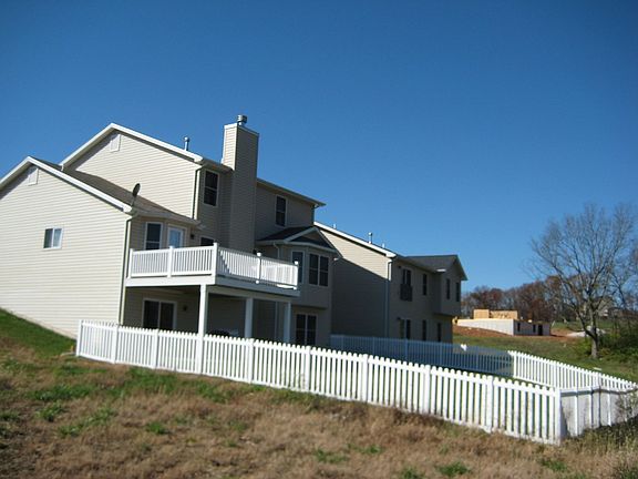 Side View with New Fence and Deck