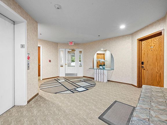 3rd image of 2670 Commerce Blvd APT 102