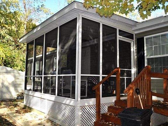 4th image of 115 Hampton Ln