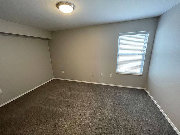 3rd image of 305-311 Birch St #305-6