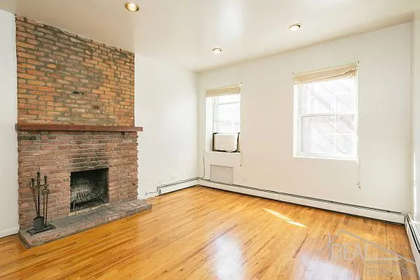 Rented by Ideal Properties Group | media 5