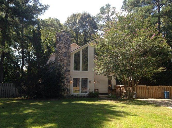 1st image of 123 Golfwood Dr