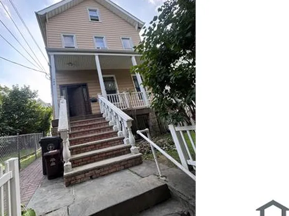 196 Daniel Low Ter, Staten Island, NY 10301