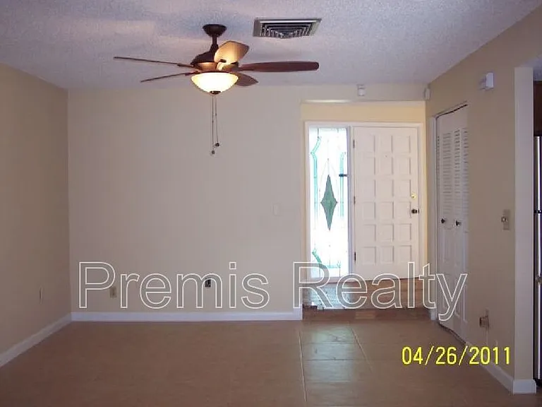1281 Stony Brook Ln — Photo 6