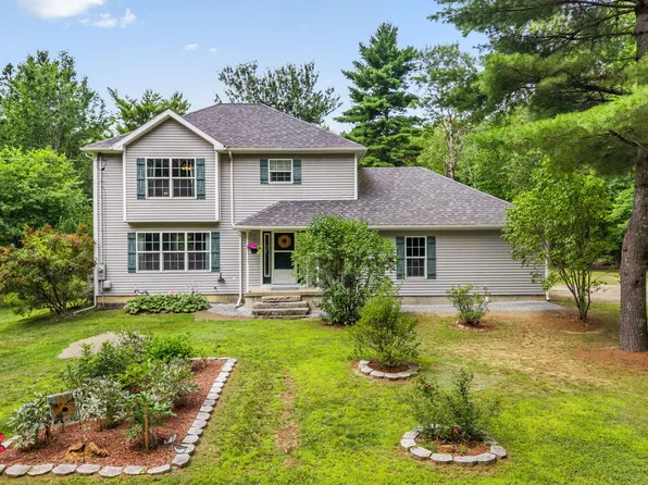 406 Brann Road, Levant, ME 04456