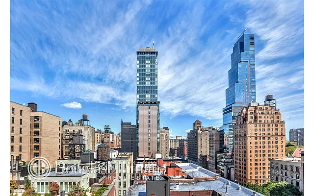 Sold by Douglas Elliman | media 21