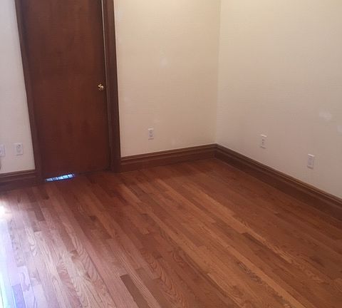 2nd image of 388 15th St #2