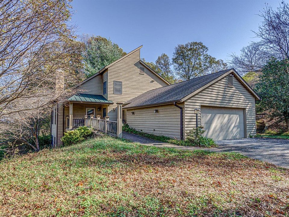 1st image of 7448 Lawrence Ln