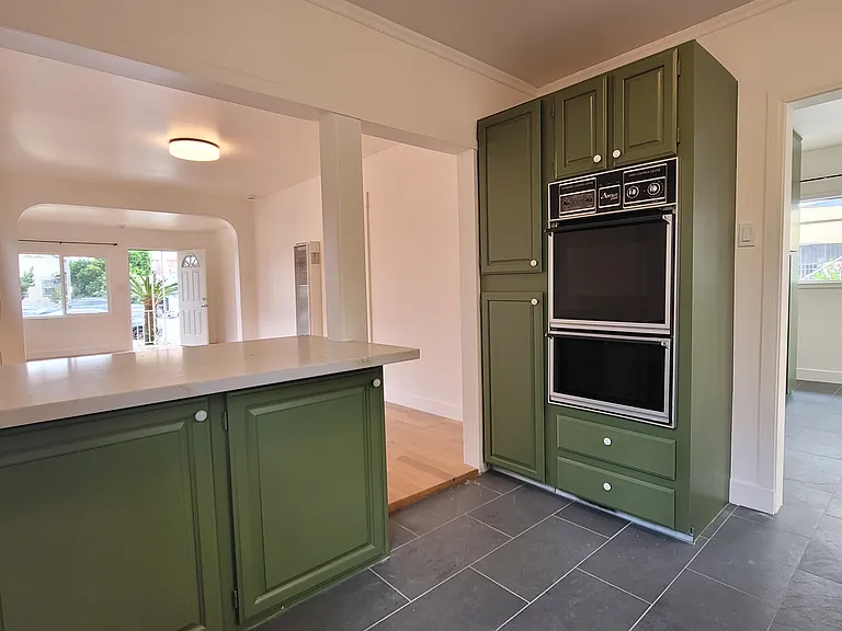 1911 Griffin Ave #1 — Photo 13