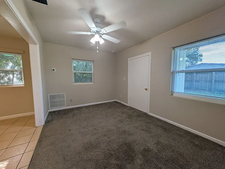 2117 Jammes Rd — Photo 5