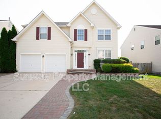 68 Stoneham Dr, Delran, NJ 08075