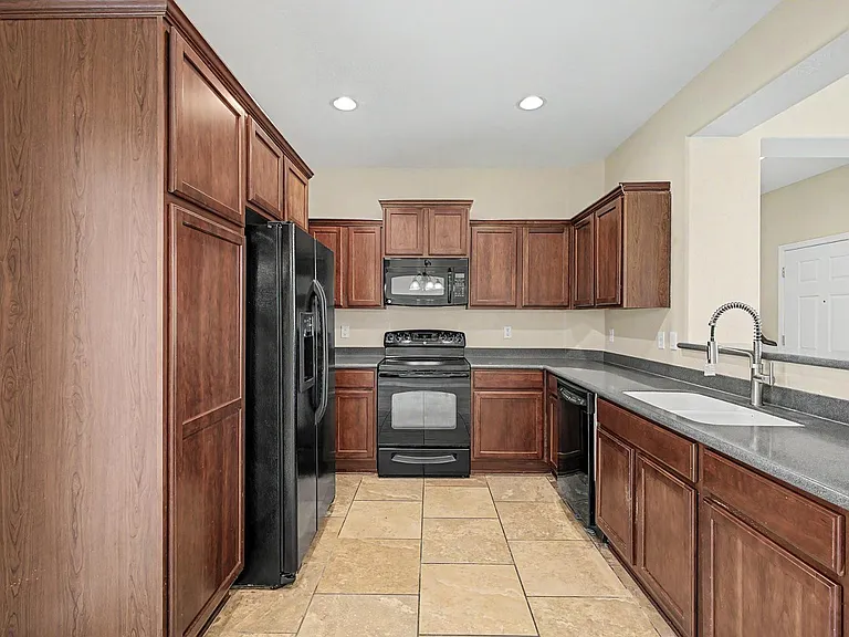 26616 N Babbling Brook Dr — Photo 21