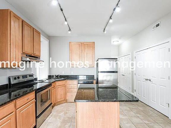 4th image of 3403 Park Ave