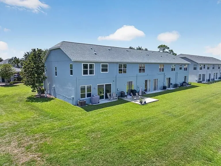 11607 Colony Lake Dr — Photo 14