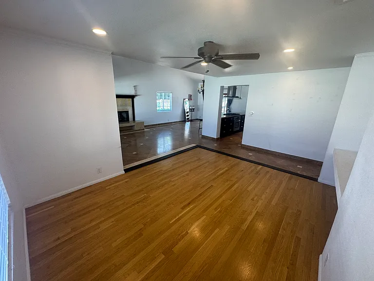 7358 Jumilla Ave — Photo 6