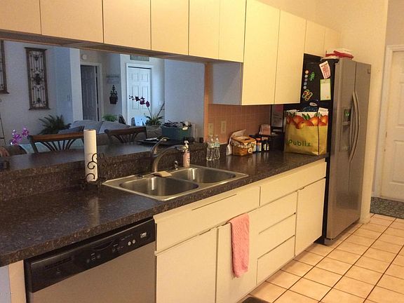 5th image of 3008 SE 23rd Ave