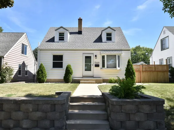 3628 North 100th STREET, Milwaukee, WI 53222