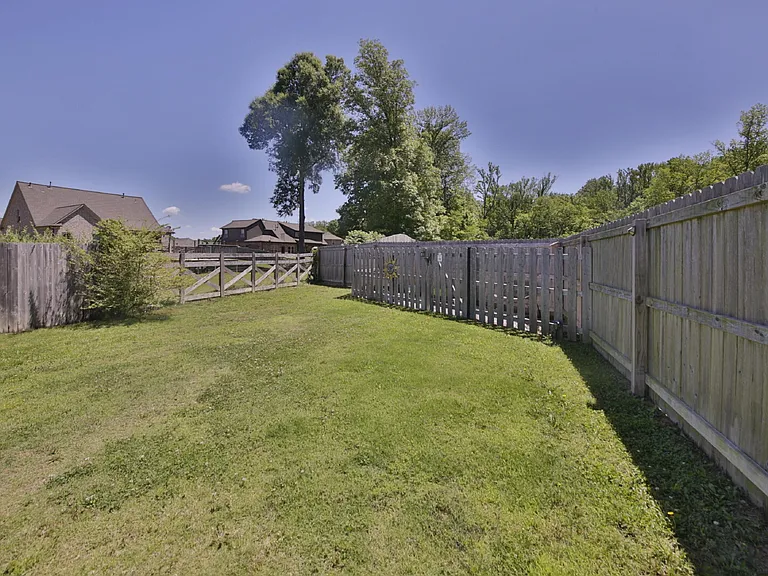 402 S Chinkapin Dr — Photo 25