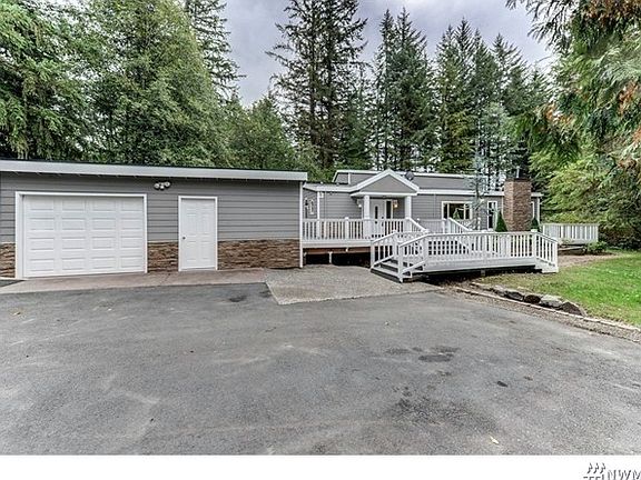 2nd image of 18603 NE Woodinville Duvall Rd