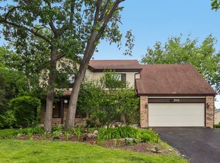 816 Bonnie Brae Ln, Bolingbrook, IL 60440