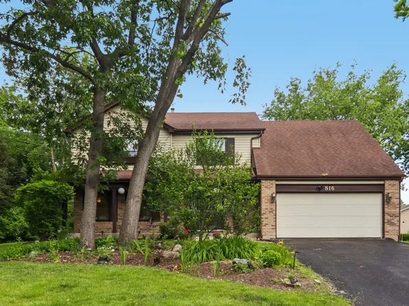 816 Bonnie Brae Ln, Bolingbrook, IL 60440