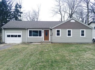 5900 Burns Rd, North Olmsted, OH 44070