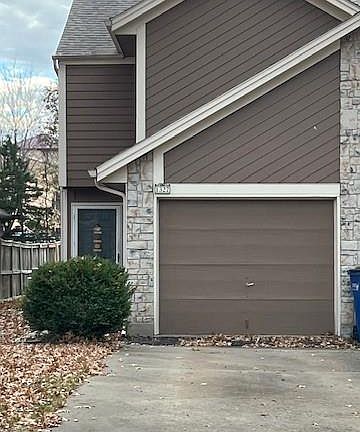 2nd image of 1327 NW Jefferson Ct