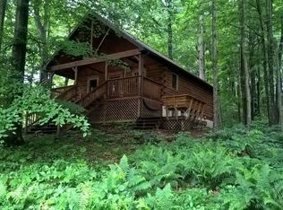 10501 W Deer Rd, Birdseye, IN 47513