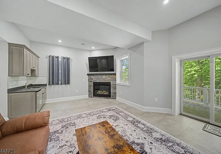 13 Rockaway Ave — Photo 20