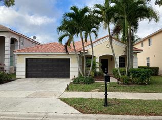 4382 Fox Ridge Dr, Fort Lauderdale, FL 33331