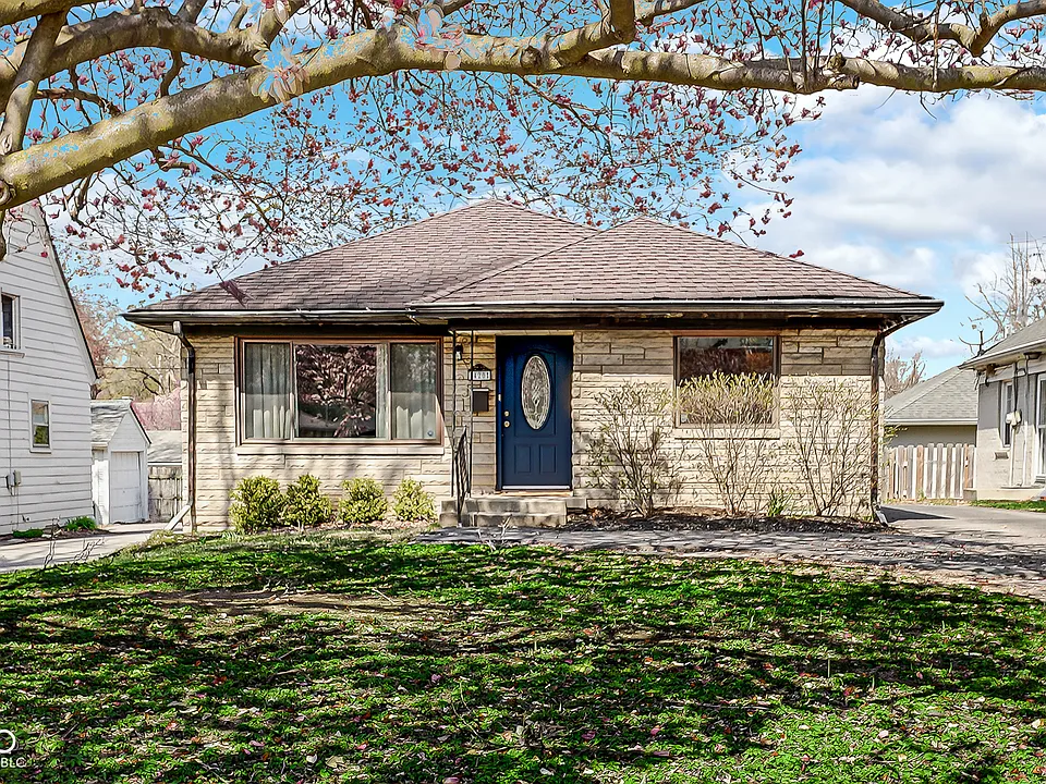 1420 Kessler Boulevard East Dr