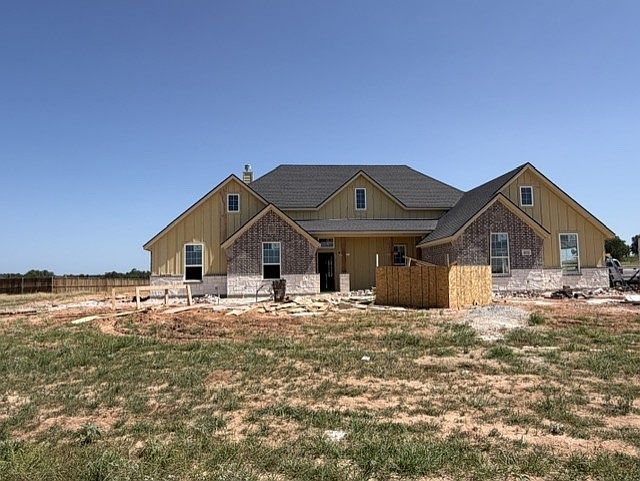 1st image of 1013 Colt Rd