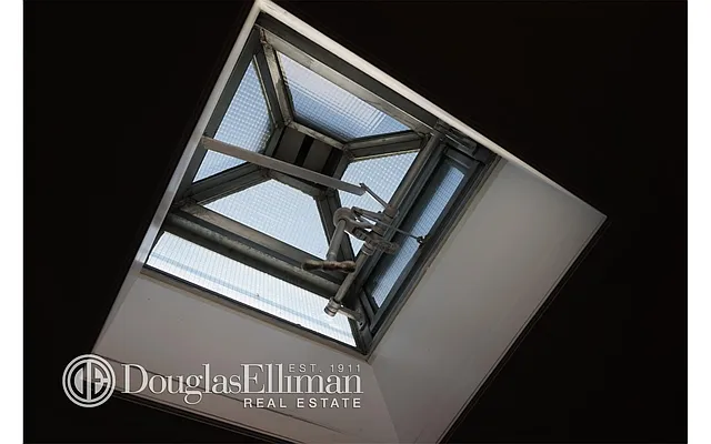 Rented by Douglas Elliman | media 36