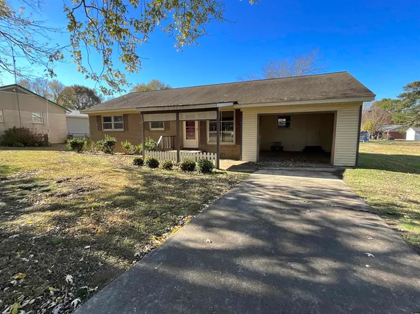 1095 Elm St, Union City, TN 38261