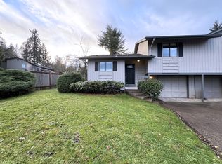 85 Somerset Ct, Eugene, OR 97405