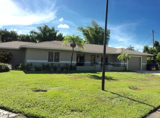 418 Dover Cir, Tequesta, FL 33469