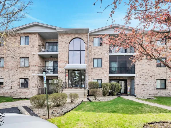 13240 Circle Drive Pkwy APT 307, Crestwood, IL 60418