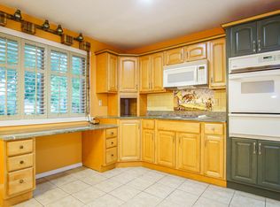 446 Woodrow Rd #1, Staten Island, NY 10312