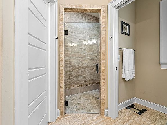 Zero Clearance Shower