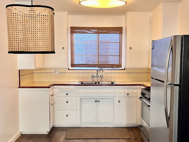 4233 Avocado St #4237-1/2 — Photo 7