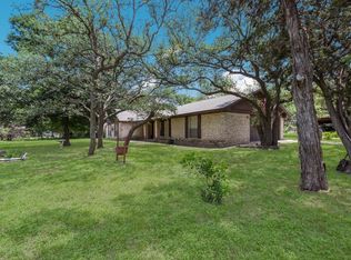 301 Navajo Trl, Georgetown, TX 78633