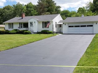 12 Chandler Dr, Prospect, CT 06712