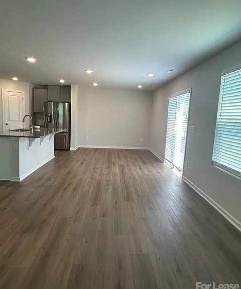 212 Brentwood Dr — Photo 9