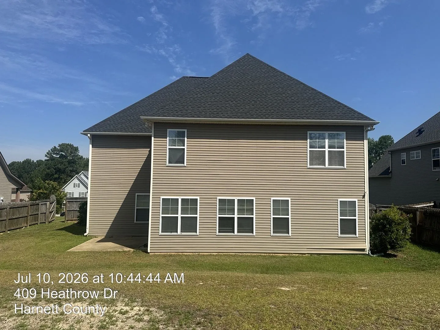 394 Heathrow Drive — Photo 4