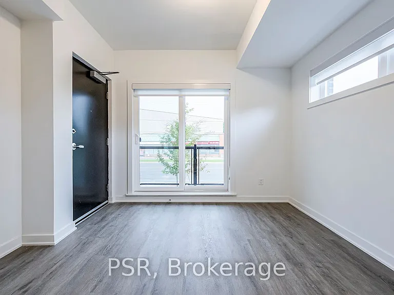 41 Danforth Rd #210 — Photo 2