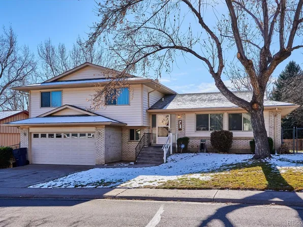 11998 W Jewell Drive, Lakewood, CO 80228