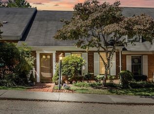117 Greenbrier Dr, Radford, VA 24141