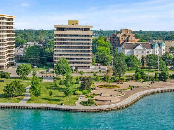 5125 Riverside Dr E #202, Windsor, ON N8S 4L8